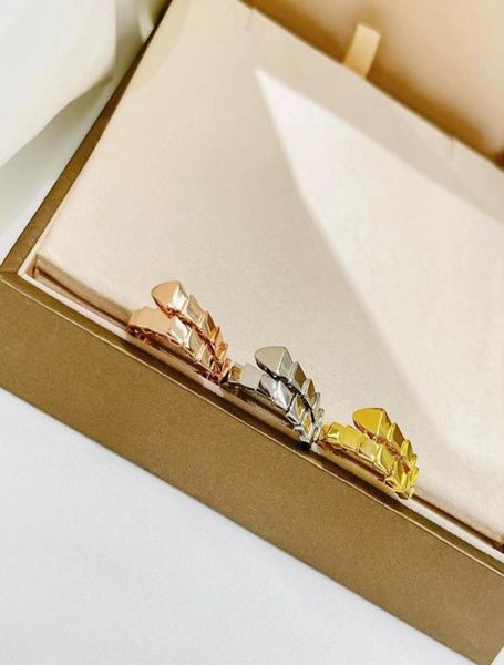 desingers ring men and women width and narrow version open rings easy to deform lady silver plated light bone full diamond pattern couple je
desingers ring men and women width and narrow version open rings easy to deform lady silver plated light bone full diamond pattern couple je
