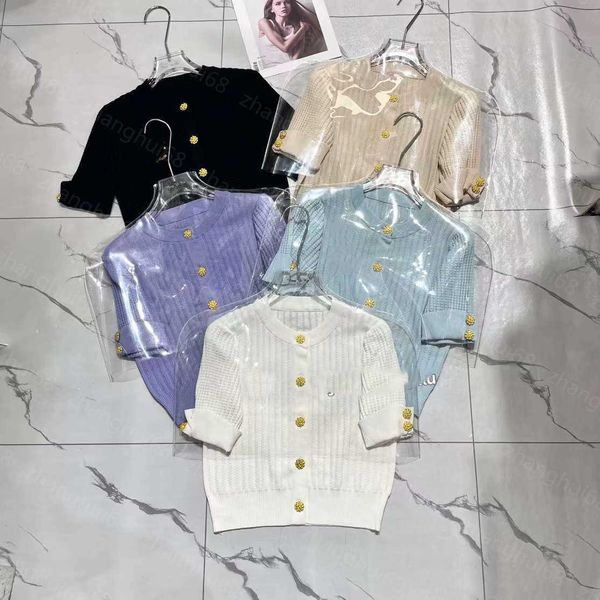 23ss womens designer clothing womens knits solid color sequin logo knit short-sleeved cardigan womens clothes, White
23ss womens designer clothing womens knits solid color sequin logo knit short-sleeved cardigan womens clothes, White