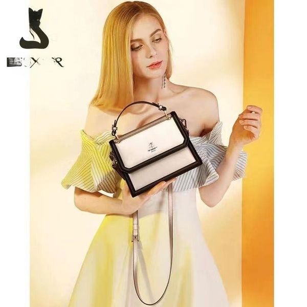 2023 the latest european and american style high-end leather handbag fashion shoulder bag crossbody bag seiko detailed factory direct sales
2023 the latest european and american style high-end leather handbag fashion shoulder bag crossbody bag seiko detailed factory direct sales