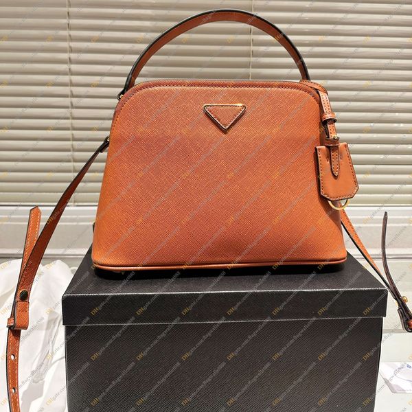 designer shell bag classic p bag leather women shoulder bags generous simple luxury messenger handbag tote purse gold hardware adjustable st
designer shell bag classic p bag leather women shoulder bags generous simple luxury messenger handbag tote purse gold hardware adjustable st