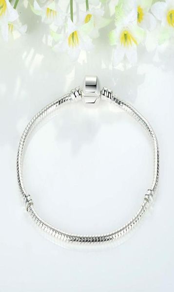 size 17-21cm 925 silver plated bracelet chain with barrel clasp diy beads fit logo bracelet jewelry 129 t27050416, Golden;silver
size 17-21cm 925 silver plated bracelet chain with barrel clasp diy beads fit logo bracelet jewelry 129 t27050416, Golden;silver