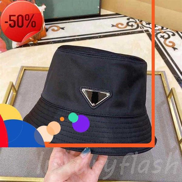 

81t Hat Casquette Designer Stars with The Same Casual Outing Flat-toA Small Brimmed Hats Wild Triangle Standard Ins Ba308183, Blue