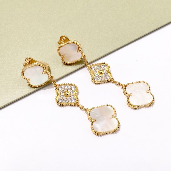 classics earrings designer van clover stud earing luxury four-leaf flower charm women ear clip flower jewelry womam 6722, Golden;silver
classics earrings designer van clover stud earing luxury four-leaf flower charm women ear clip flower jewelry womam 6722, Golden;silver