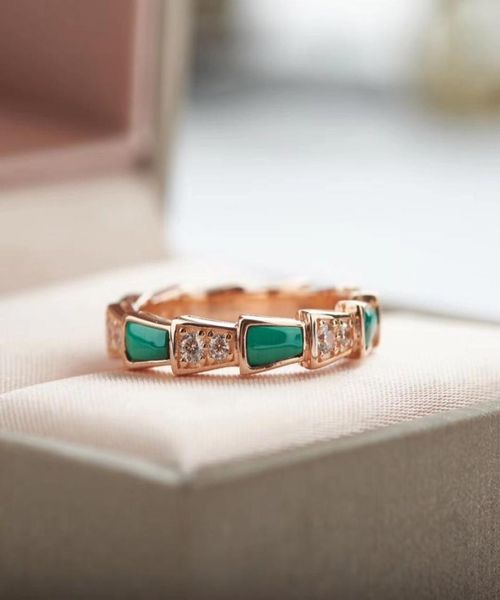 fashion-stone -shaped couple ring fashion sterling silver natural malachite diamond bone ring christmas gift6960083
fashion-stone -shaped couple ring fashion sterling silver natural malachite diamond bone ring christmas gift6960083