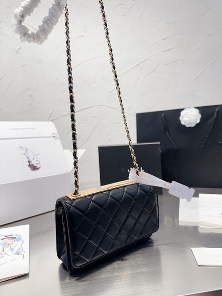 luxury women's shoulder bag xiaoxiang 19 handbag designer bag chain bag crossbody bag with gift box
luxury women's shoulder bag xiaoxiang 19 handbag designer bag chain bag crossbody bag with gift box