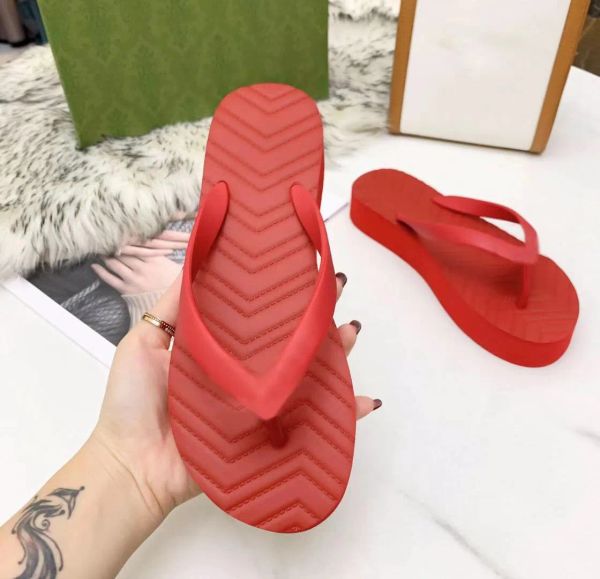 women v flip flops designer g slippers summer sandals fashion lady beach indoor flat slides classic casual shoes pct, Black
women v flip flops designer g slippers summer sandals fashion lady beach indoor flat slides classic casual shoes pct, Black