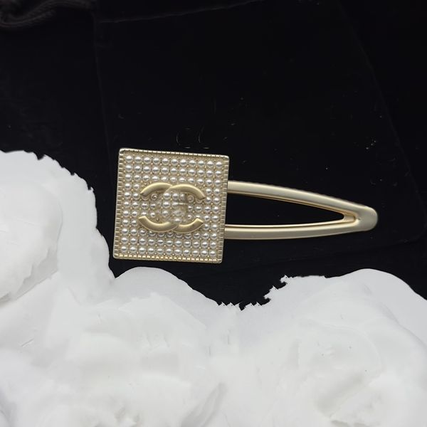 luxury hairpin designer hair accessories channel headwear women brand simple design headband leisure hairclips fashion hair clips elegant kx
luxury hairpin designer hair accessories channel headwear women brand simple design headband leisure hairclips fashion hair clips elegant kx