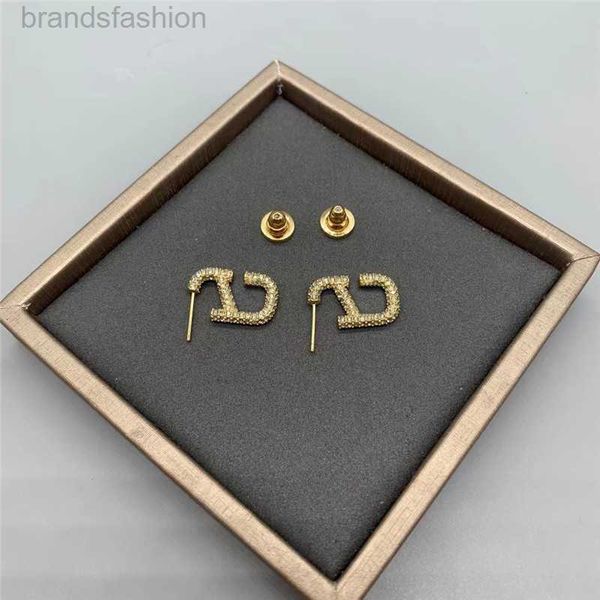 alphabet pattern womens ear studs earrings fashion women luxurys designers earrings diamond jewelry accessories earring with box 21073100v, Golden;silver
alphabet pattern womens ear studs earrings fashion women luxurys designers earrings diamond jewelry accessories earring with box 21073100v, Golden;silver