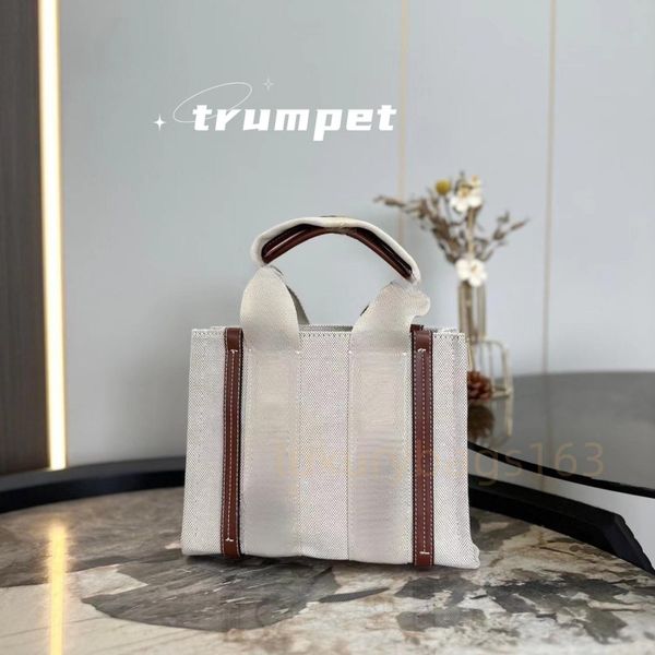 luxury designer women's handbag tote bag shopping bag tramp fashion beach bag luxury brand travel messenger bag shoulder bag
luxury designer women's handbag tote bag shopping bag tramp fashion beach bag luxury brand travel messenger bag shoulder bag