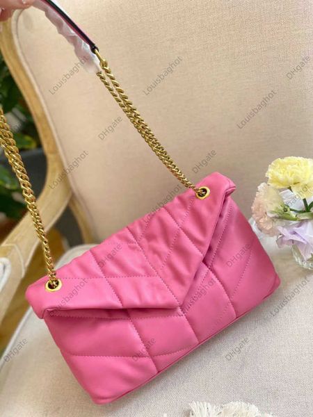 2023 bag small sheepskin cloud bag fashion classic chain crossbody bag commuting shoulder bag
2023 bag small sheepskin cloud bag fashion classic chain crossbody bag commuting shoulder bag