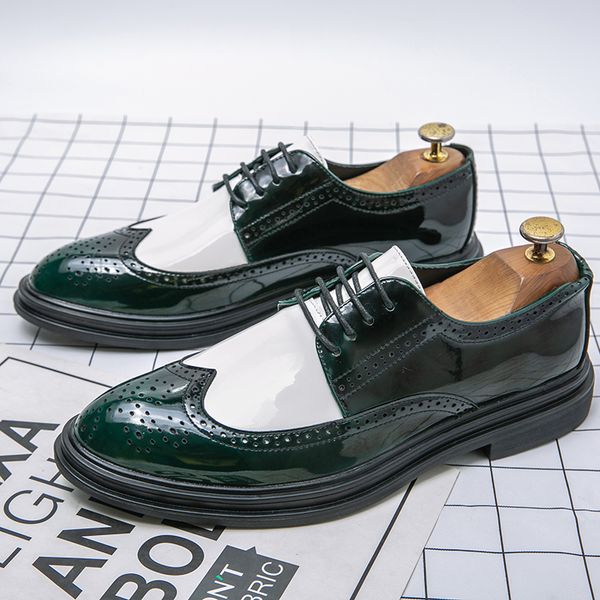 2022 new mens bullock shoes mixed color carved suit dress shoes classic men lace up brogue business oxford shoes zapatos hombre, Black
2022 new mens bullock shoes mixed color carved suit dress shoes classic men lace up brogue business oxford shoes zapatos hombre, Black