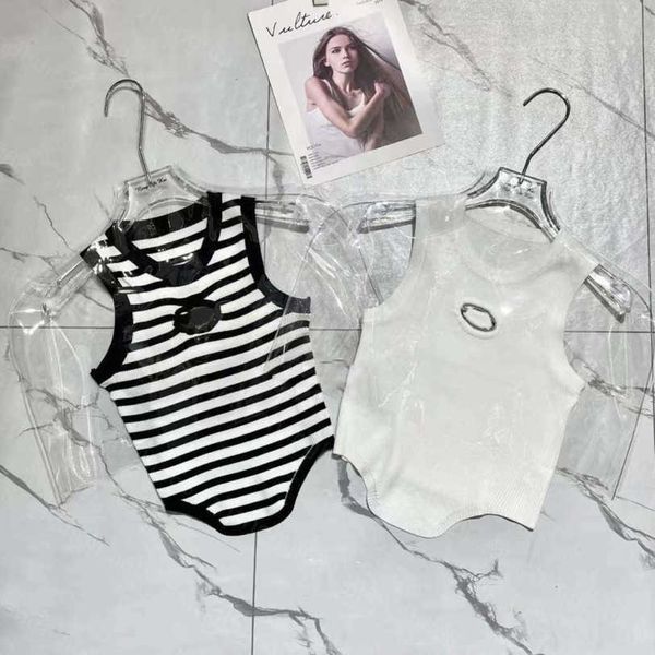 23ss womens designer clothing womens knits decorative stripes hollow logo knitted vest womens clothes a1, White
23ss womens designer clothing womens knits decorative stripes hollow logo knitted vest womens clothes a1, White