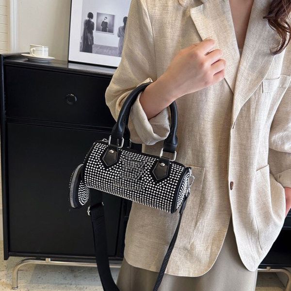 summer messenger bags new trend full diamond water diamond handbag women's bag with advanced sense cylinder bag single shoulder crossbo
summer messenger bags new trend full diamond water diamond handbag women's bag with advanced sense cylinder bag single shoulder crossbo
