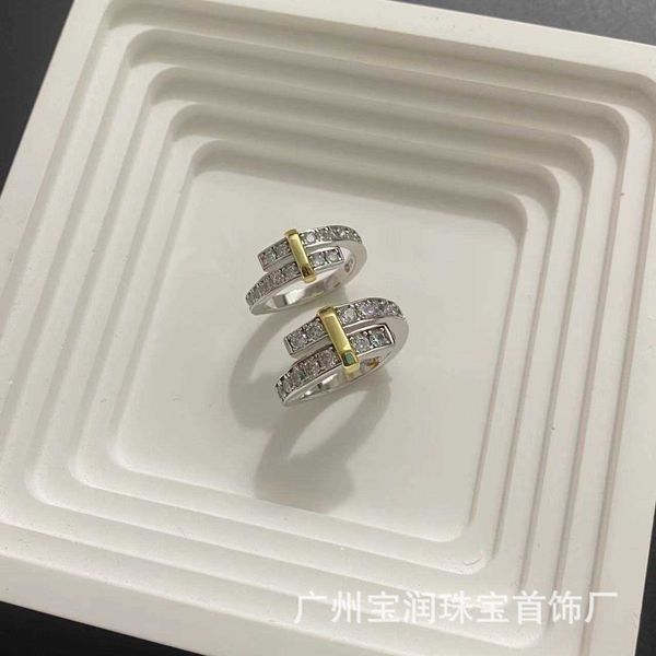 original new tiffay edge ring surrounding s925 sterling silver full diamond advanced ins
original new tiffay edge ring surrounding s925 sterling silver full diamond advanced ins