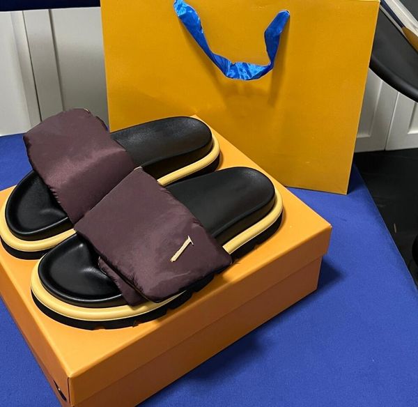 couples slipper designer pillow fluffy comfort flat bottom slipper letter printing leisure slippers fashion men women beach sandals, Black
couples slipper designer pillow fluffy comfort flat bottom slipper letter printing leisure slippers fashion men women beach sandals, Black
