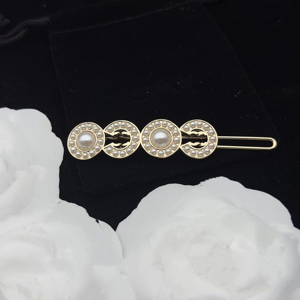 luxury hairpin designer hair accessories channel headwear women brand simple design headband leisure hairclips fashion hair clips elegant kx
luxury hairpin designer hair accessories channel headwear women brand simple design headband leisure hairclips fashion hair clips elegant kx