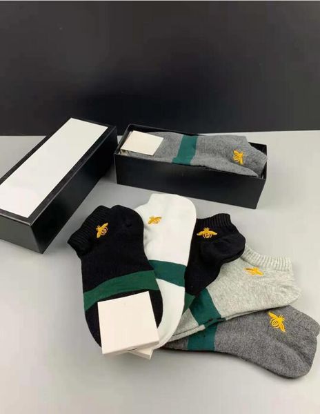 2023 men's and women's socks 5 pairs of luxury sports summer short mesh embroidery box
2023 men's and women's socks 5 pairs of luxury sports summer short mesh embroidery box