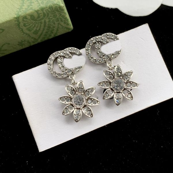 

2023 Chic Double Letter Charm Earrings With Gift Box Embossed Stamp Studs Eardrop Dangler For Women Party Anniversary-22