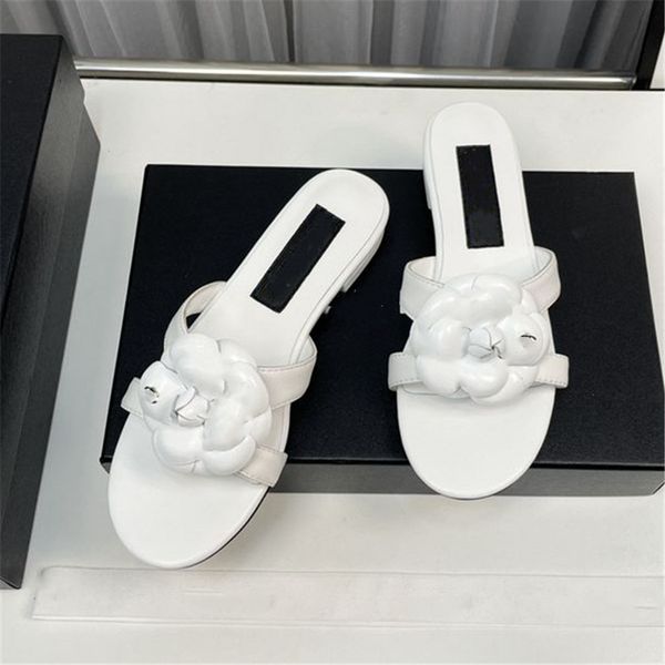 fashion slippers 2023 channel luxury design summer men and women flat shoes thick sole leather rubber letter logo casual cartoon slippers 09, Black
fashion slippers 2023 channel luxury design summer men and women flat shoes thick sole leather rubber letter logo casual cartoon slippers 09, Black