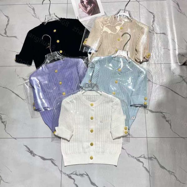 23ss womens designer clothing womens knits solid color sequin logo knit short-sleeved cardigan womens clothes a1, White
23ss womens designer clothing womens knits solid color sequin logo knit short-sleeved cardigan womens clothes a1, White