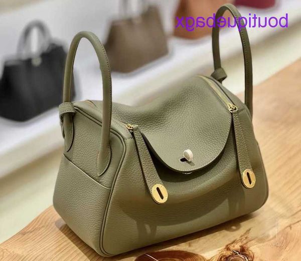 authentic original designer lindi bags h home new swift cowhide hand sewn wax thread bag mini doctor's headband single shoulder cross b
authentic original designer lindi bags h home new swift cowhide hand sewn wax thread bag mini doctor's headband single shoulder cross b