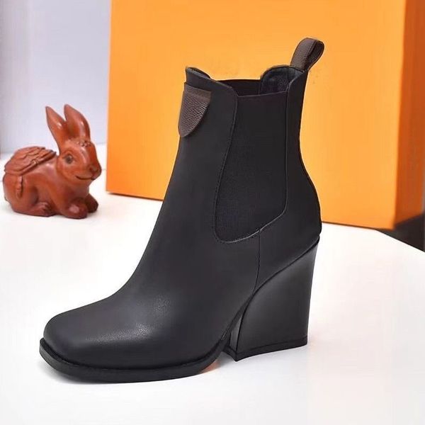 rivet boots woman zipper metal buckle designer ankle boot 100% leather letter lady high heels fashion autumn winter thick heel women shoes l, Black
rivet boots woman zipper metal buckle designer ankle boot 100% leather letter lady high heels fashion autumn winter thick heel women shoes l, Black