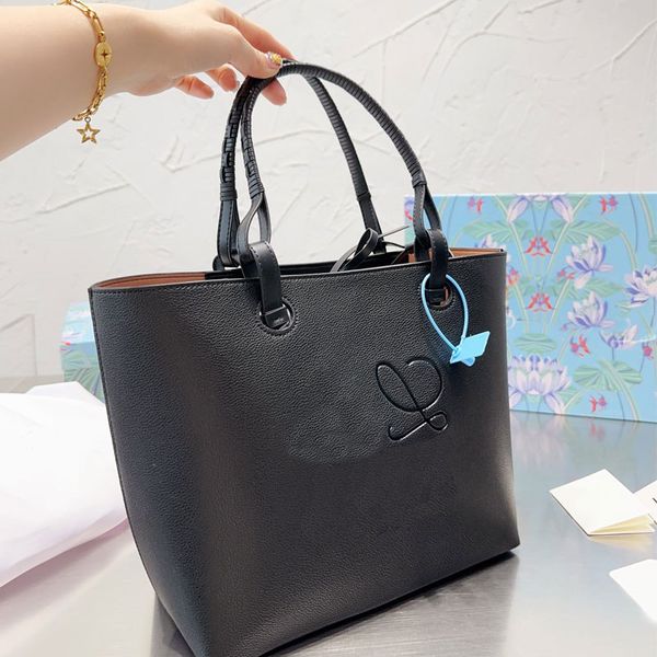 large tote shopping bag women handbags purse designer shoulder bags genuine leather fashion printing multiple colors large capacity mommy ba
large tote shopping bag women handbags purse designer shoulder bags genuine leather fashion printing multiple colors large capacity mommy ba