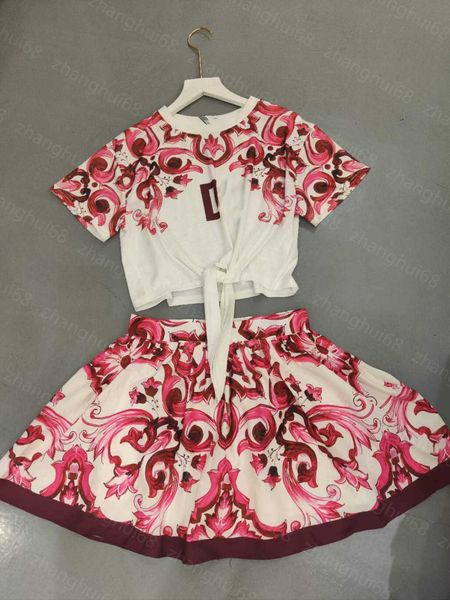 23ss skirt set womens designer clothing round neck pure cotton logo printed ribbon short-sleeved t-shirt pleated half skirt sets womens clot, White
23ss skirt set womens designer clothing round neck pure cotton logo printed ribbon short-sleeved t-shirt pleated half skirt sets womens clot, White