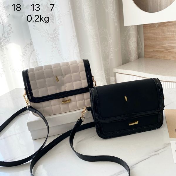 luxury girls metal letter handbags kids diamond checkered single shoulder bag children crossbody bags s0147, Black
luxury girls metal letter handbags kids diamond checkered single shoulder bag children crossbody bags s0147, Black