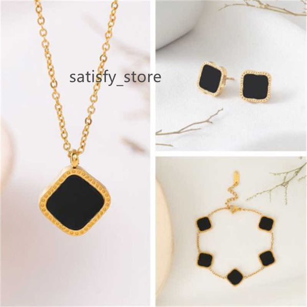 designer pendant jewelry female necklace bracelet earrings three-piece set using 18k gold fashion set, Silver
designer pendant jewelry female necklace bracelet earrings three-piece set using 18k gold fashion set, Silver