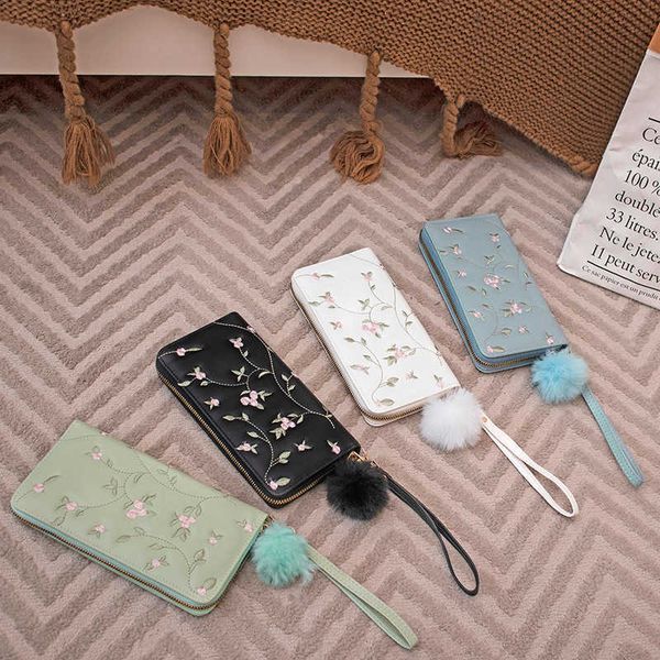 women's wallet lady's purse fashion secondary embroidery wallet personalized plush ball zero wallet batch
women's wallet lady's purse fashion secondary embroidery wallet personalized plush ball zero wallet batch