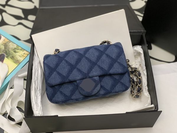 2023 new women's crossbody bag high-end quality shoulder bag denim mouth cover bag 3d diamond ironing process inside the sheepskin capa
2023 new women's crossbody bag high-end quality shoulder bag denim mouth cover bag 3d diamond ironing process inside the sheepskin capa