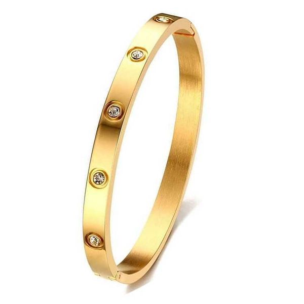 original designer carti titanium steel clasp bracelet with opening set diamond gold clip full, Black
original designer carti titanium steel clasp bracelet with opening set diamond gold clip full, Black