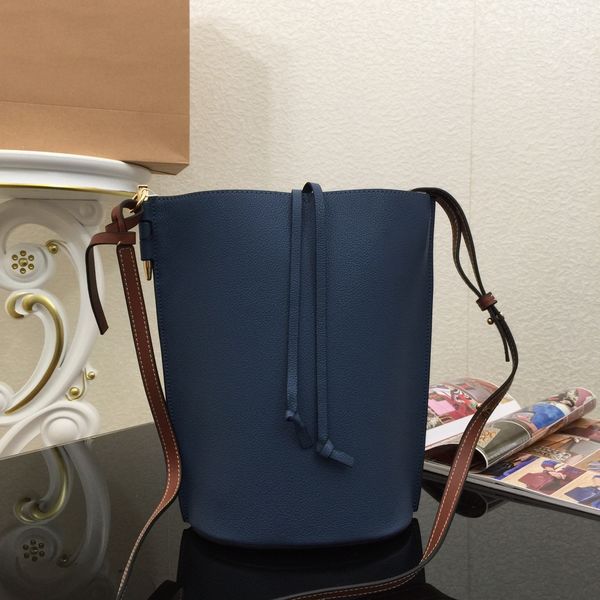 9a designer shoulder bag ladies gate bucket bag leather fashion handbag luxury crossbody bag shopping bag new 2023
9a designer shoulder bag ladies gate bucket bag leather fashion handbag luxury crossbody bag shopping bag new 2023