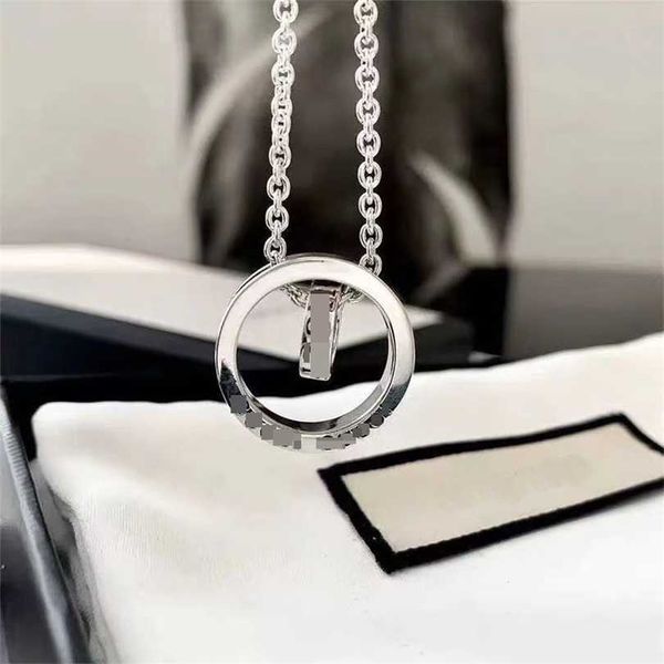 2023 gujia classic 925 sterling silver transit beads double ring circle men's and women's couple necklace ins style
2023 gujia classic 925 sterling silver transit beads double ring circle men's and women's couple necklace ins style