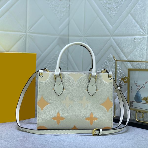 luxury designer handbag crossbody bag fashion shoulder bag with rolled leather handle and detachable and adjustable shoulder strap tote
luxury designer handbag crossbody bag fashion shoulder bag with rolled leather handle and detachable and adjustable shoulder strap tote