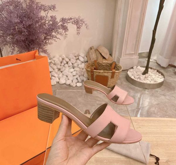 slippers beach slippers classic flat heel summer lazy designer fashion cartoon big head flops leather lady slides women shoes l bath ladies, Black
slippers beach slippers classic flat heel summer lazy designer fashion cartoon big head flops leather lady slides women shoes l bath ladies, Black