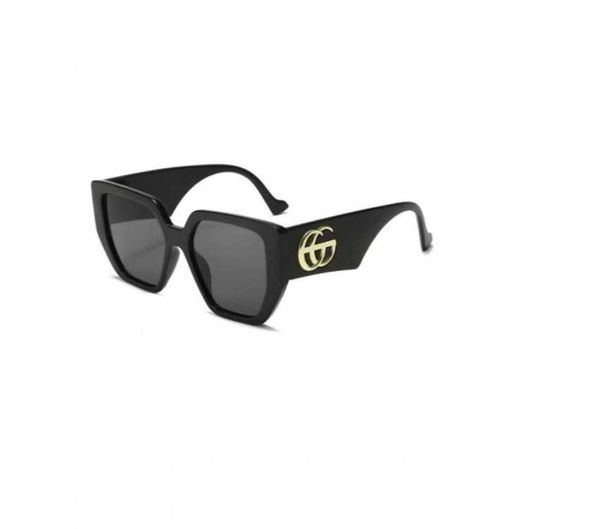 wholesale of new net red sunglasses 6040 men's and women's fashionable large frame anti ultraviolet sunglasses, White;black
wholesale of new net red sunglasses 6040 men's and women's fashionable large frame anti ultraviolet sunglasses, White;black