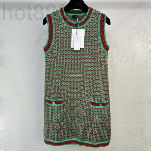 urban dresses designer women dress knits t shirts with pattern girls cashmere tank vintage runway luxury a-line mini skirt sleeveless camis, White;black
urban dresses designer women dress knits t shirts with pattern girls cashmere tank vintage runway luxury a-line mini skirt sleeveless camis, White;black