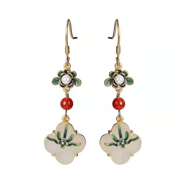 inheriting the ancient method, golden retro chinoiserie style four-leaf clover four piece suit, colored enamel earrings, lotus flower tassel, Silver
inheriting the ancient method, golden retro chinoiserie style four-leaf clover four piece suit, colored enamel earrings, lotus flower tassel, Silver