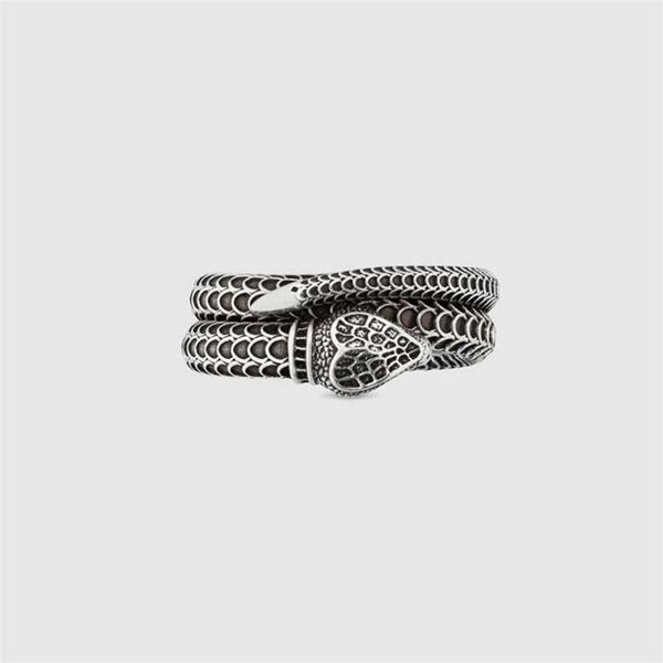 2023 gujia snake sterling silver high edition men's and women's small fashion valentine's day gift couple ring
2023 gujia snake sterling silver high edition men's and women's small fashion valentine's day gift couple ring