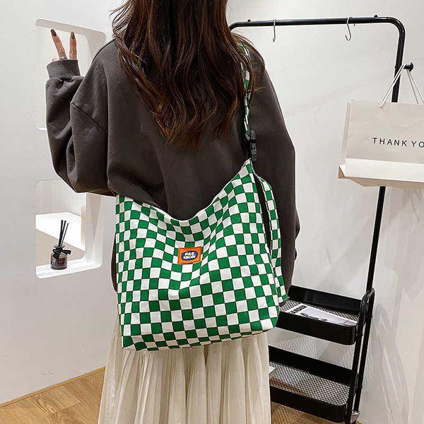 2022 new canvas women's bag large capacity fashionable soft sister shopping single shoulder bag lovely student lattice messenger women&
2022 new canvas women's bag large capacity fashionable soft sister shopping single shoulder bag lovely student lattice messenger women&