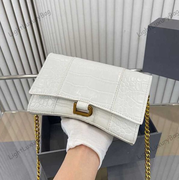alligator pattern designer crossbody bag classic b brand hourglass bags fashion chain shoulder half moon wallet soft wrinkle leather luxury
alligator pattern designer crossbody bag classic b brand hourglass bags fashion chain shoulder half moon wallet soft wrinkle leather luxury