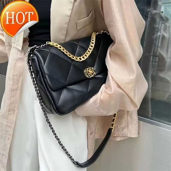 brand channel bag designer bags handbag hand and shoulder crossbody bagtote new fashion texture leather multifunctional portable envelope ba
brand channel bag designer bags handbag hand and shoulder crossbody bagtote new fashion texture leather multifunctional portable envelope ba