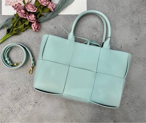 2023 mini jod bag women woven bags jode knot bags luxury designer weave handbag brand hobo knit tote wallet lady versatile cowhide
2023 mini jod bag women woven bags jode knot bags luxury designer weave handbag brand hobo knit tote wallet lady versatile cowhide