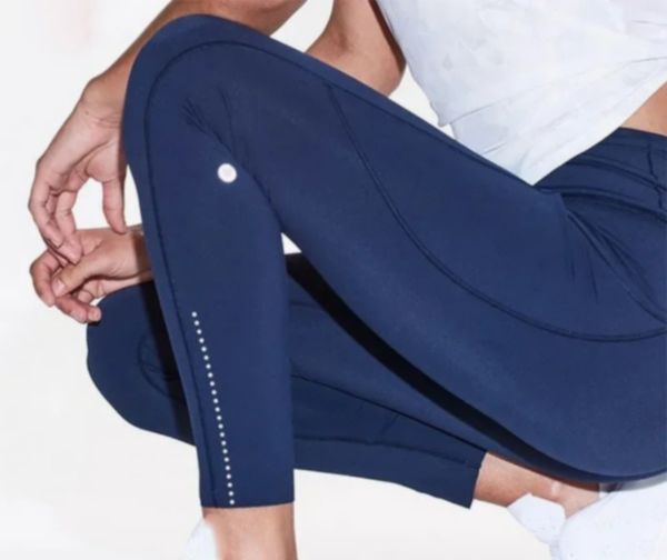summer and spring new lulul yoga high waist hip-lifting yoga pants female slimming dance training nude sports fitness flared pants lulus lem
summer and spring new lulul yoga high waist hip-lifting yoga pants female slimming dance training nude sports fitness flared pants lulus lem