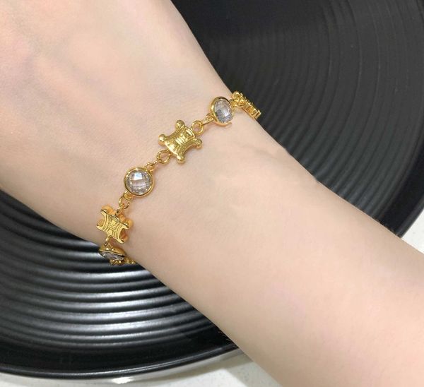 french arc de triomphe with round diamond light luxury versatile palace necklace net red small fragrant women's bracelet, Golden;silver
french arc de triomphe with round diamond light luxury versatile palace necklace net red small fragrant women's bracelet, Golden;silver