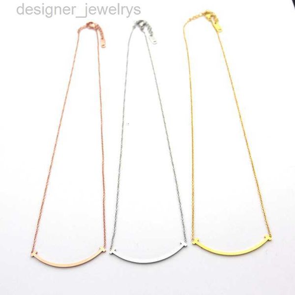 womens smile necklace designer jewelry medium smiley face necklace gold/silvery/rose gold complete brand as wedding christmas gift, Silver
womens smile necklace designer jewelry medium smiley face necklace gold/silvery/rose gold complete brand as wedding christmas gift, Silver