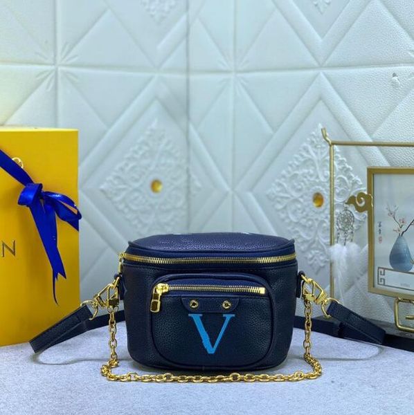 2023 luxury bags women's bag shoulder bag mini bumbag leather designer embossed gradient color shoulder strap chain crossbody bag fashi
2023 luxury bags women's bag shoulder bag mini bumbag leather designer embossed gradient color shoulder strap chain crossbody bag fashi