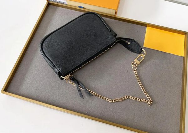 10a fashion designer wallets luxury purse mini pochette accessoires women clutch bags highs quality monograms coin purses card holders with, Red;black
10a fashion designer wallets luxury purse mini pochette accessoires women clutch bags highs quality monograms coin purses card holders with, Red;black